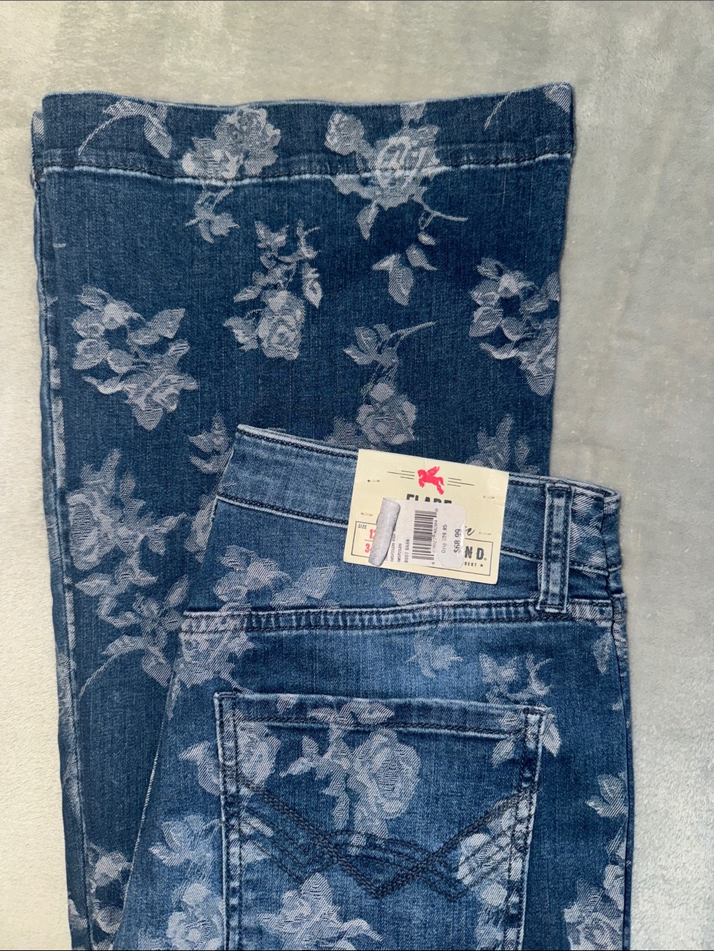 Idyllwind Blue Floral Wide-Leg Jeans - Picture 3 of 6